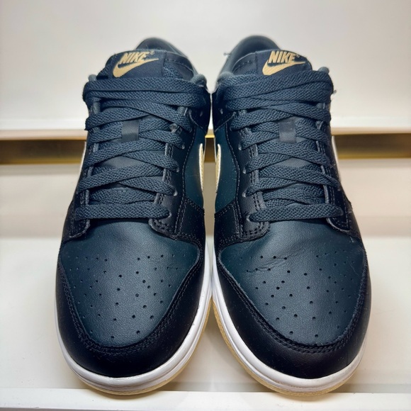 Nike Dunk Low Black Sesame DV0831-005 Men 6.5 Women 8 Preowned Like New No Box - Picture 6 of 16